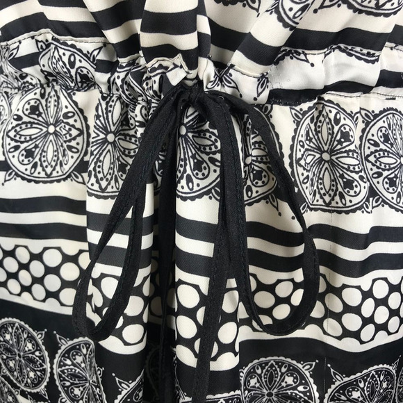 Forever 21 Spaghetti Strap Dress Multi Print Pockets Womens Sz Sm Black Summer - Picture 5 of 12